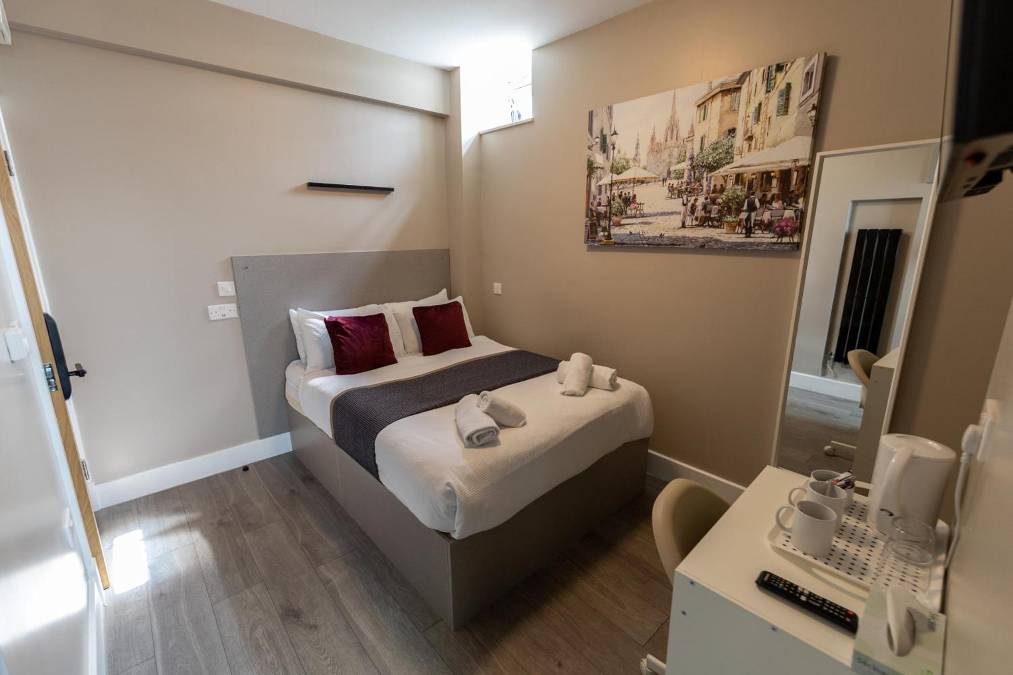 Paragraph Palmers Hotel