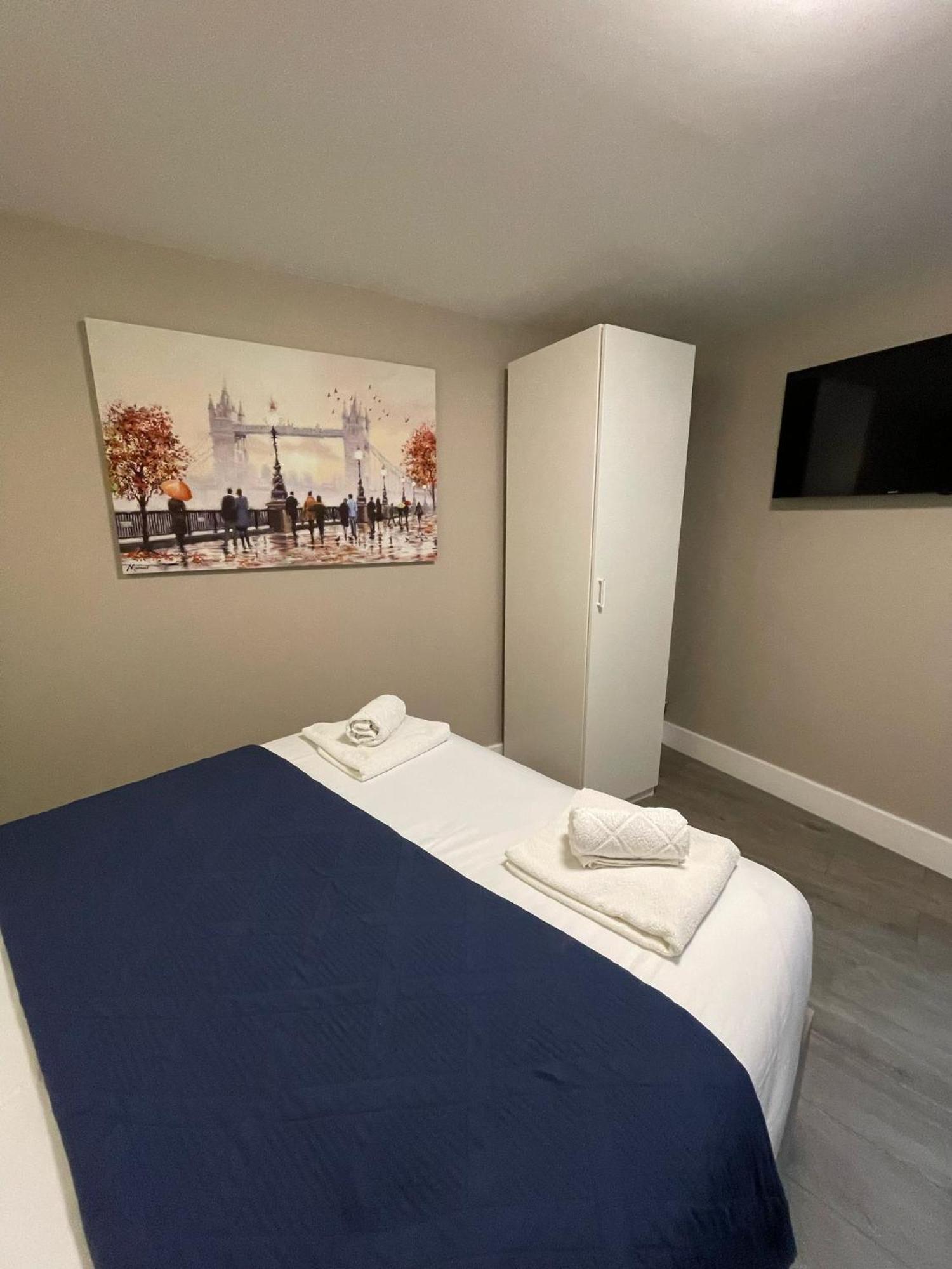 Hotel Paragraph Palmers